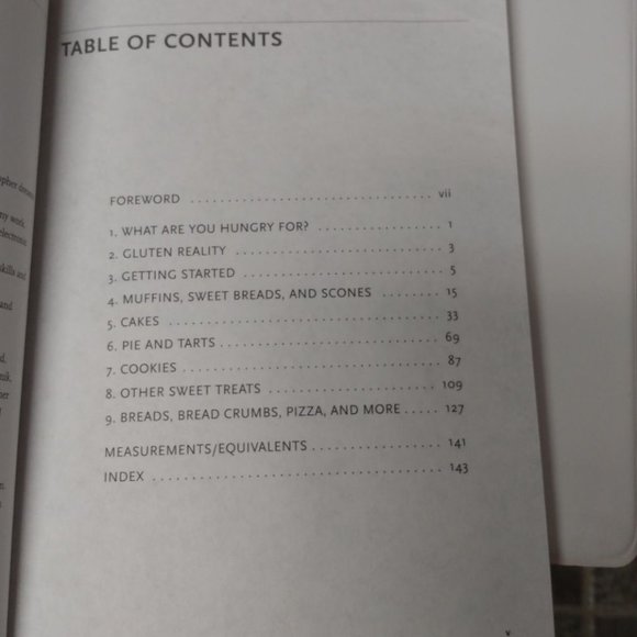 Gluten-Free Baking Classics, book by Annalise G. Roberts - Picture 5 of 7